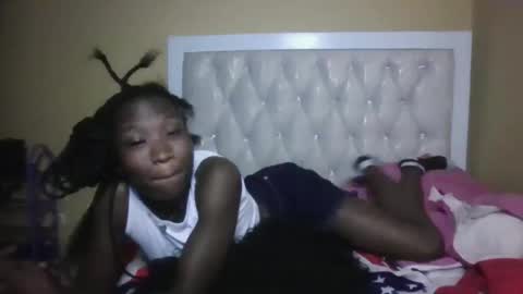 Snapshot of olwami4 chatting on December 13, 2025, 10:59 pm olwami4 online show from December 13, 2025, 10:59 pm