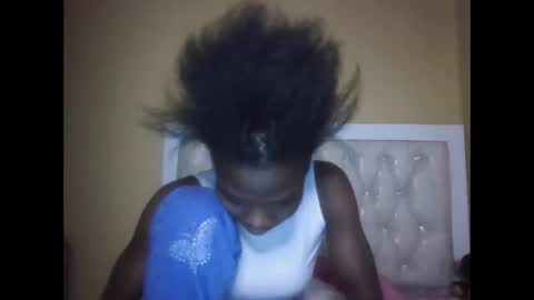 Snapshot of olwami4 chatting on December 15, 2025, 1:54 am olwami4 online show from December 15, 2025, 1:54 am