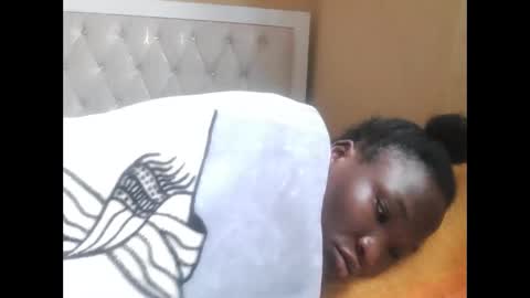 Snapshot of olwami4 chatting on March 6, 2026, 6:43 am olwami4 online show from March 6, 2026, 6:43 am