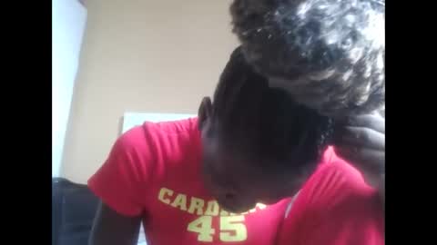 Snapshot of olwami4 chatting on April 5, 2026, 8:22 am olwami4 online show from April 5, 2026, 8:22 am
