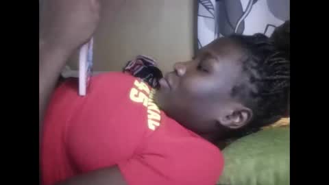Snapshot of olwami4 chatting on April 5, 2026, 8:28 pm olwami4 online show from April 5, 2026, 8:28 pm