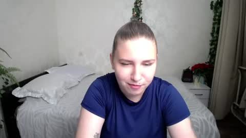 omg_sosexy_i online show from July 7, 2026, 9:13 am