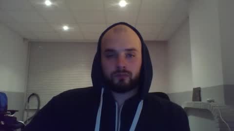 omgwhereim online show from December 3, 2024, 6:17 pm