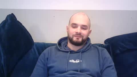 omgwhereim online show from February 19, 2025, 7:05 pm