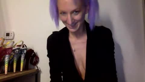 omilk online show from December 7, 2024, 1:14 am