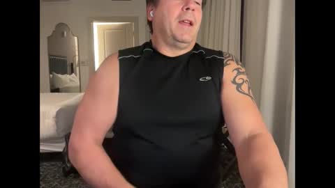 omniacouple online show from December 17, 2025, 5:13 am