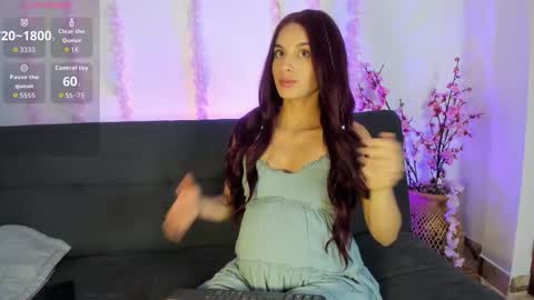 Snapshot of on_tefa chatting on February 8, 2026, 2:59 am Violette online show from February 8, 2026, 2:59 am