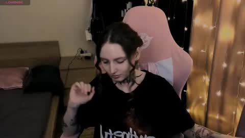 Snapshot of on_yxxx chatting on November 14, 2025, 5:00 pm on_yxxx online show from November 14, 2025, 5:00 pm