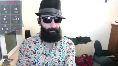 Snapshot of ona_nisme chatting on December 8, 2024, 5:44 pm ona nisme online show from December 8, 2024, 5:44 pm