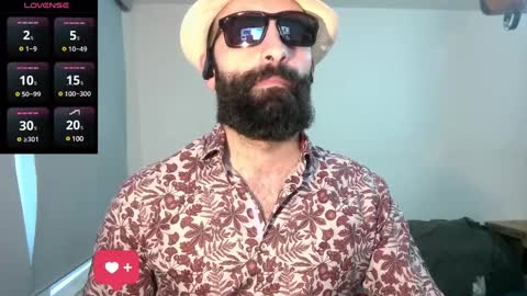 Snapshot of ona_nisme chatting on February 19, 2025, 4:44 pm ona nisme online show from February 19, 2025, 4:44 pm