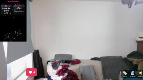Snapshot of ona_nisme chatting on March 1, 2025, 11:39 am ona nisme online show from March 1, 2025, 11:39 am