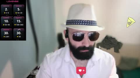 ona nisme online show from October 26, 2025, 5:08 pm