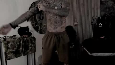 Snapshot of onceagain97_ chatting on January 14, 2026, 9:52 pm ... online show from January 14, 2026, 9:52 pm