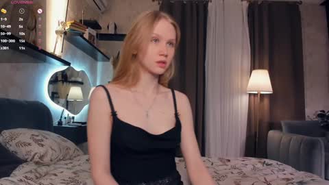 Ana online show from October 13, 2025, 7:58 pm