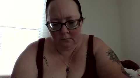 Snapshot of onedaffodil84 chatting on February 8, 2025, 4:25 pm Pixie online show from February 8, 2025, 4:25 pm