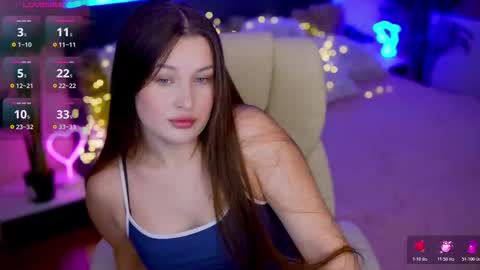 L A Y A online show from November 1, 2025, 8:55 pm