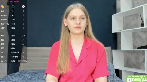 Snapshot of onelovelyalice chatting on March 10, 2025, 2:26 pm onelovelyalice online show from March 10, 2025, 2:26 pm
