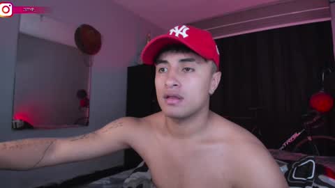 Snapshot of onemore_cum chatting on February 26, 2025, 12:05 am YIN MIGUEL online show from February 26, 2025, 12:05 am