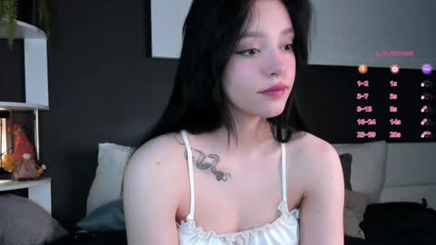 Lexi online show from January 30, 2025, 1:53 pm