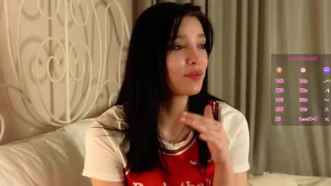 Lexi online show from February 10, 2025, 3:32 pm