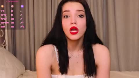 Lexi online show from February 14, 2025, 1:18 pm