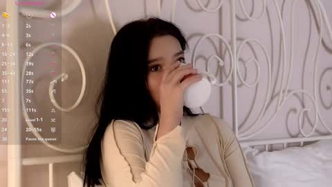 Lexi online show from February 27, 2025, 1:07 pm