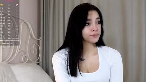 Lexi online show from March 6, 2025, 1:35 pm