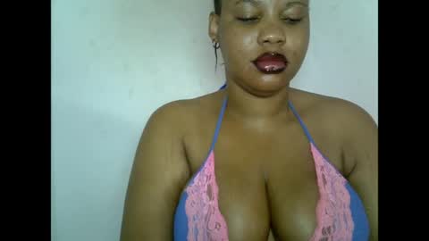 Snapshot of oneofdbestchubbygaloncb chatting on May 28, 2026, 4:21 am oneofdbestchubbygaloncb online show from May 28, 2026, 4:21 am