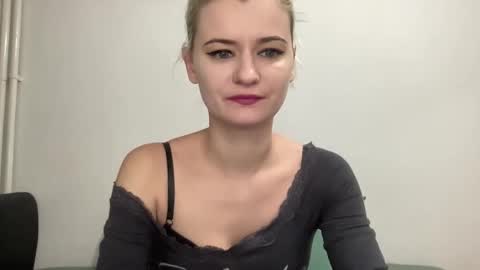 Snapshot of onika_cox chatting on January 19, 2026, 2:21 pm Onika online show from January 19, 2026, 2:21 pm