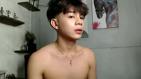 Snapshot of only_mau chatting on January 10, 2026, 9:44 am MAU online show from January 10, 2026, 9:44 am