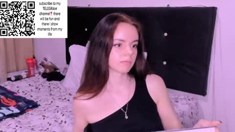 Snapshot of only_sarah1 chatting on December 6, 2024, 1:18 am only_sarah1 online show from December 6, 2024, 1:18 am