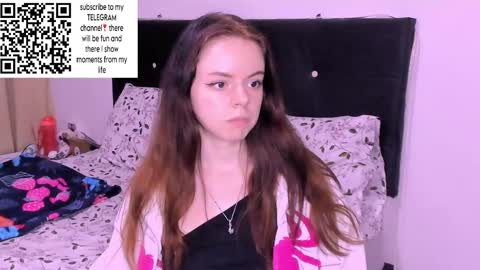 Snapshot of only_sarah1 chatting on December 6, 2024, 11:25 pm only_sarah1 online show from December 6, 2024, 11:25 pm