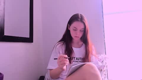 Snapshot of only_sarah1 chatting on October 14, 2025, 9:04 pm only_sarah1 online show from October 14, 2025, 9:04 pm