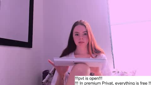 Snapshot of only_sarah1 chatting on October 17, 2025, 10:23 pm only_sarah1 online show from October 17, 2025, 10:23 pm