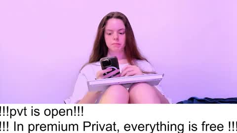 Snapshot of only_sarah1 chatting on October 23, 2025, 11:35 pm only_sarah1 online show from October 23, 2025, 11:35 pm