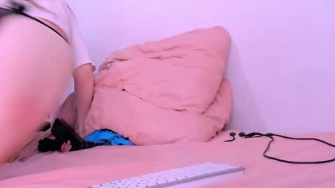 Snapshot of only_sarah1 chatting on November 8, 2025, 9:57 pm only_sarah1 online show from November 8, 2025, 9:57 pm