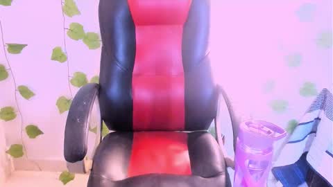 Snapshot of only_sarah1 chatting on December 4, 2025, 10:51 pm only_sarah1 online show from December 4, 2025, 10:51 pm