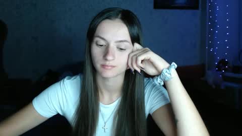 Snapshot of only_ubutterfly chatting on September 24, 2025, 6:00 pm Amalia online show from September 24, 2025, 6:00 pm