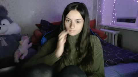 Snapshot of only_ubutterfly chatting on October 10, 2025, 5:12 pm Amalia online show from October 10, 2025, 5:12 pm