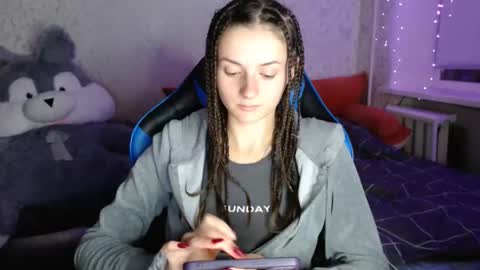 Snapshot of only_ubutterfly chatting on October 12, 2025, 3:33 pm Amalia online show from October 12, 2025, 3:33 pm