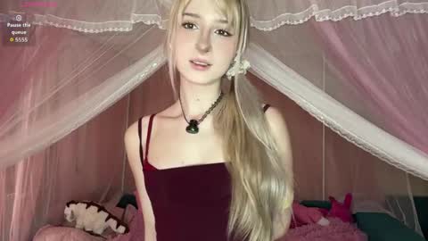 Eva online show from May 7, 2026, 8:31 am