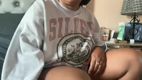 Snapshot of onlyinurdreams00 chatting on November 26, 2025, 5:14 pm onlyinurdreams00 online show from November 26, 2025, 5:14 pm