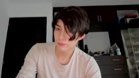 Sergio online show from July 8, 2026, 3:33 am