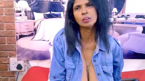 onlysexyva online show from July 7, 2026, 7:23 am