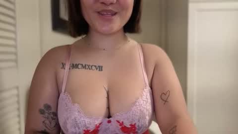 Miss Girly online show from February 25, 2026, 10:03 am