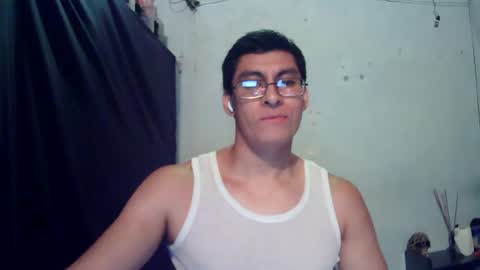 Snapshot of oomaurooo chatting on July 6, 2026, 7:49 am oomaurooo online show from July 6, 2026, 7:49 am