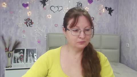 Snapshot of oovanessahotts chatting on March 10, 2025, 6:05 am Vanessa online show from March 10, 2025, 6:05 am