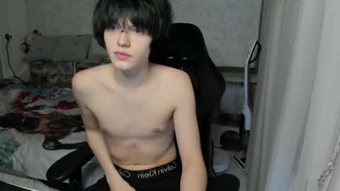 Snapshot of opiunarium chatting on January 7, 2026, 3:31 am Bella and John online show from January 7, 2026, 3:31 am