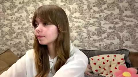 Snapshot of oracorker chatting on September 30, 2025, 8:36 pm Coraline online show from September 30, 2025, 8:36 pm