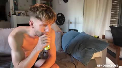 OreoBoys online show from October 10, 2025, 4:50 pm